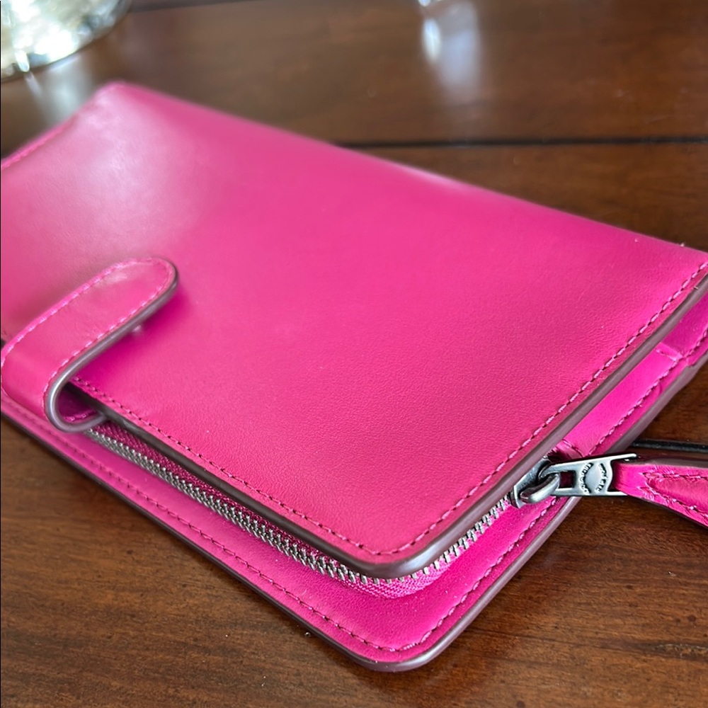 Coach Smooth Leather Fuchsia Women's Wallet - Picture 15 of 16